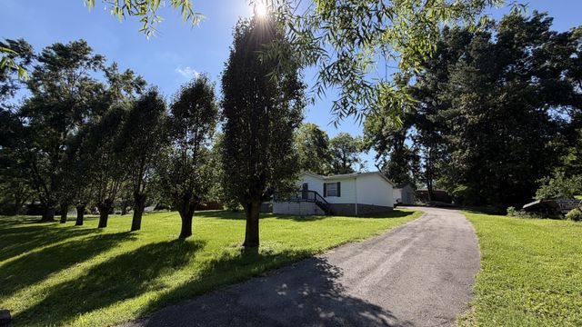125 Fisher St, Goodlettsville, TN 37072