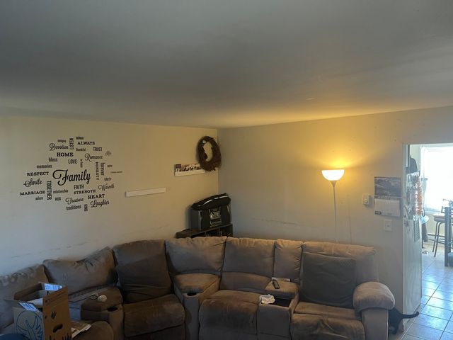 1062 N Highland Avenue, Aurora, IL 60506