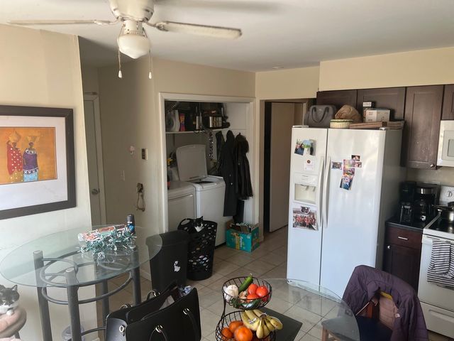 1062 N Highland Avenue, Aurora, IL 60506