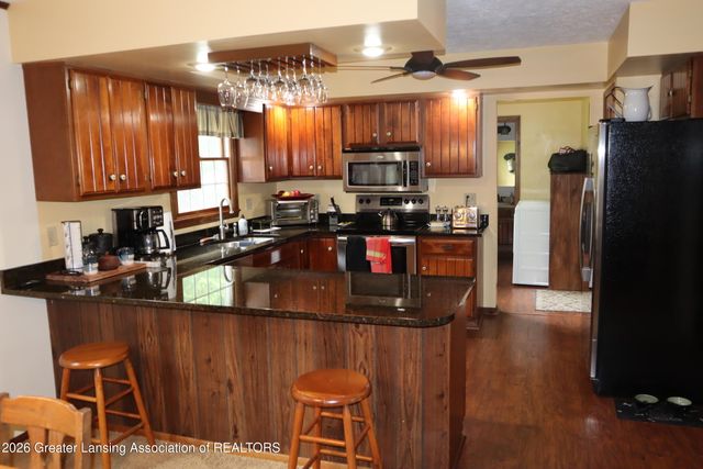 1889 Tupelo Trail, Holt, MI 48842
