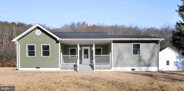 30 DRY RUN RD, Burlington, WV 26710