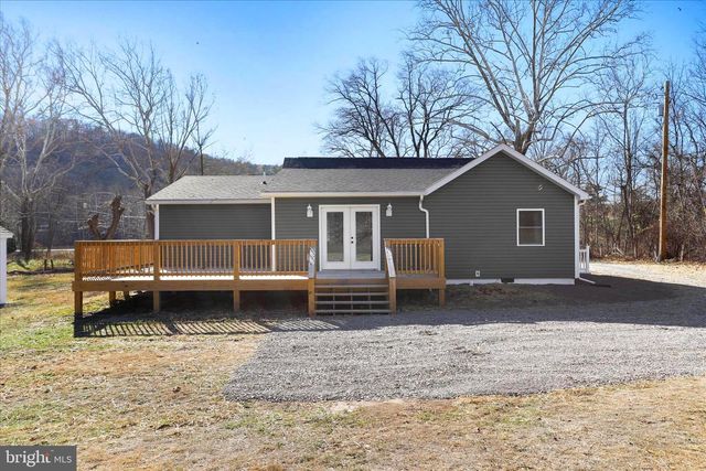 30 DRY RUN RD, Burlington, WV 26710