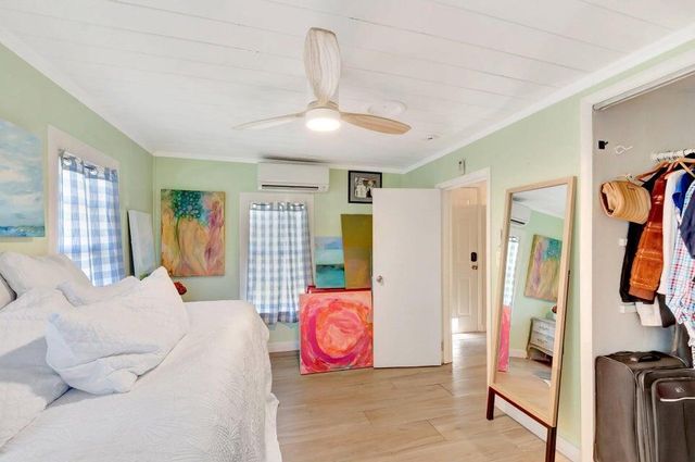 237 SW 3rd Avenue, Delray Beach, FL 33444