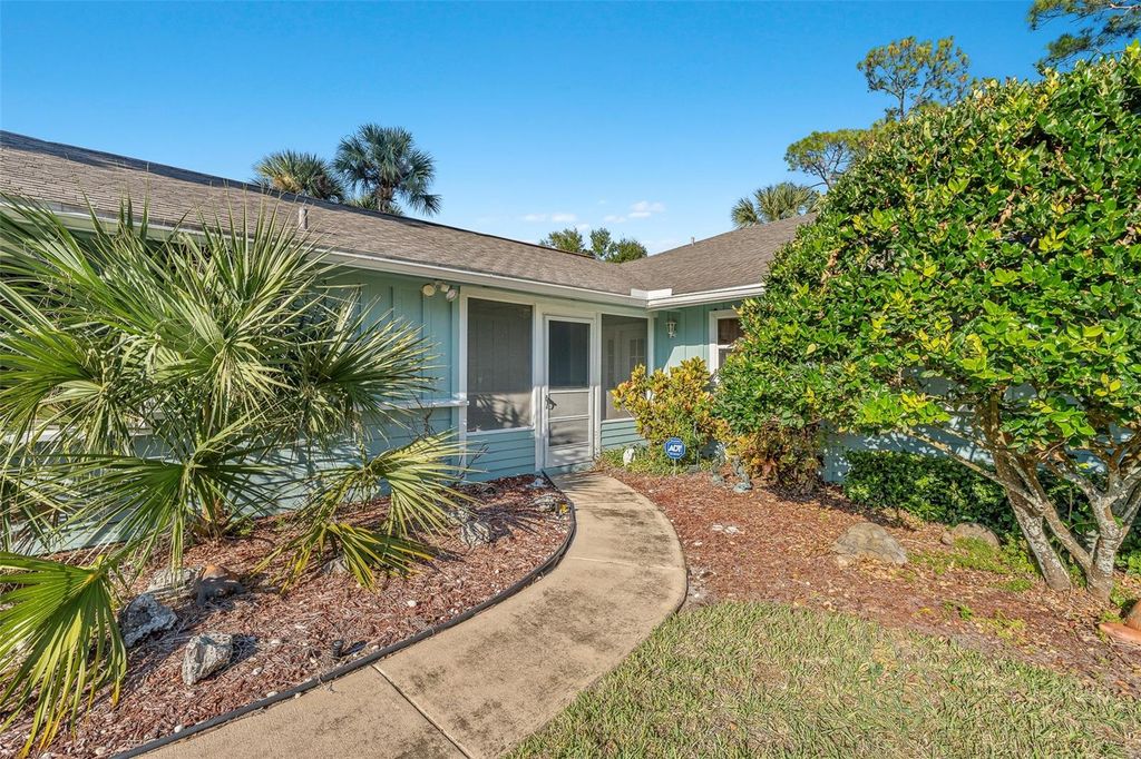 Image 3 of property listing at 22 JASMINE RUN, Ormond Beach, FL 32174