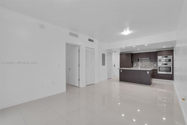 7661 NW 107th Ave 602, Doral, FL 33178