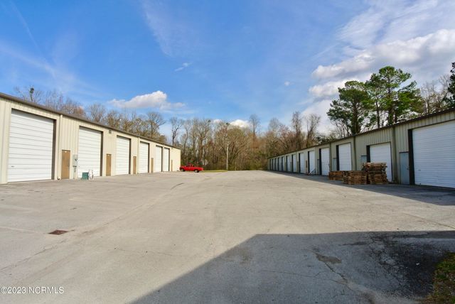 306 Jimmies Creek Drive, New Bern, NC 28562