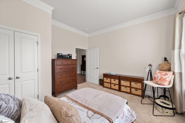 516 Raleighwood Lane, Simpsonville, SC 29681