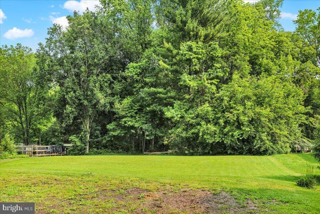 249 LETORT RD, Millersville, PA 17551