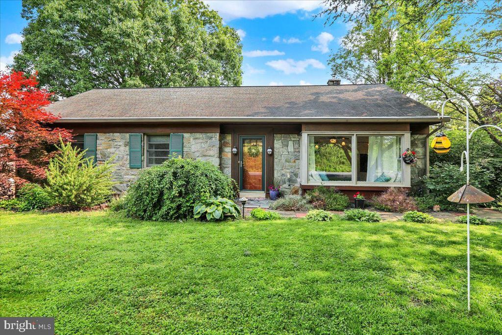 249 LETORT RD, Millersville, PA 17551