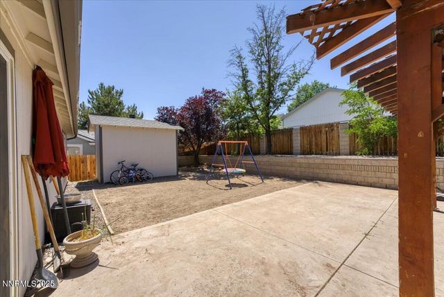 539 Rawe Peak Drive, Dayton, NV 89403