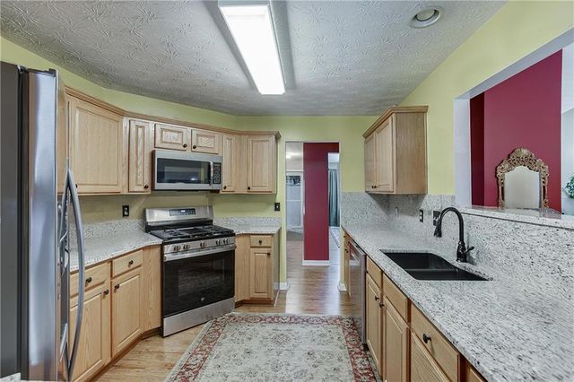 3558 Hill Pond Drive, Buford, GA 30519