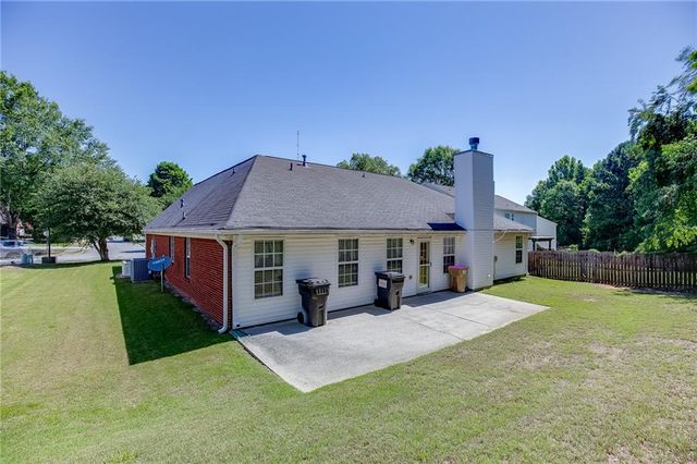 3558 Hill Pond Drive, Buford, GA 30519