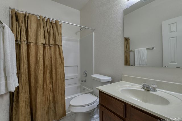 8643 Silver Willow, San Antonio, TX 78254