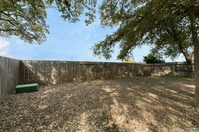 8643 Silver Willow, San Antonio, TX 78254