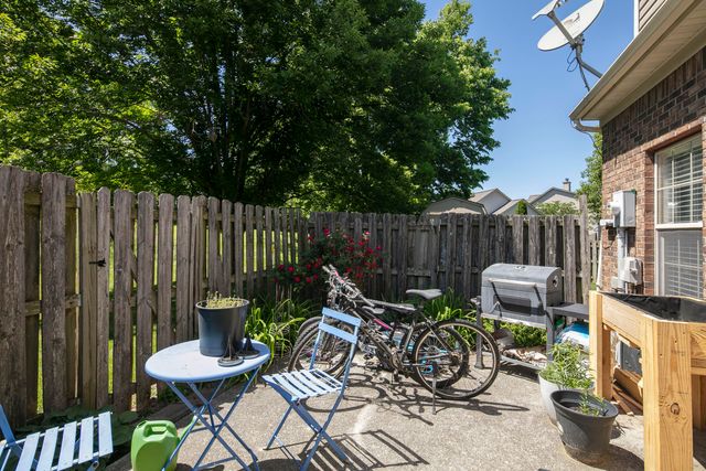 1123 Oatlands Park, Lexington, KY 40509