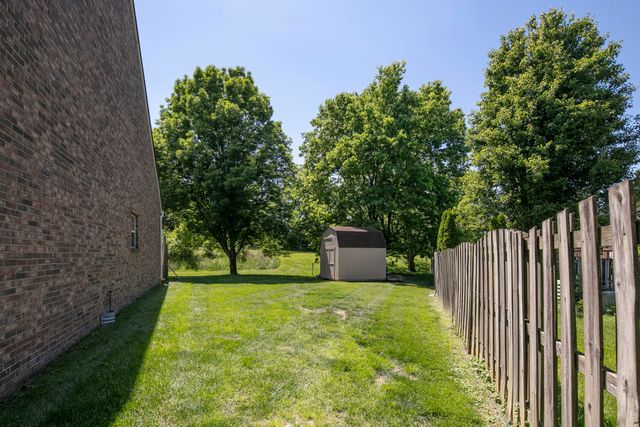 1123 Oatlands Park, Lexington, KY 40509