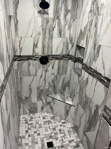 106 Fox Trail Drive, Auburn, IN 46706