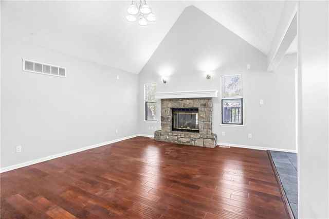 7307 E 118th Place, Kansas City, MO 64134