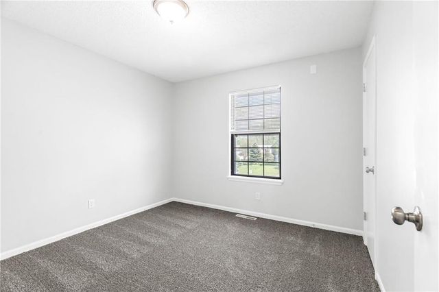 7307 E 118th Place, Kansas City, MO 64134