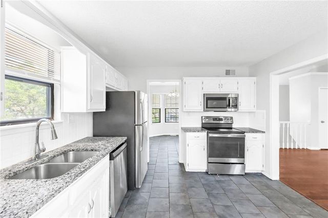 7307 E 118th Place, Kansas City, MO 64134