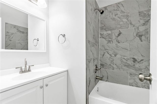 7307 E 118th Place, Kansas City, MO 64134