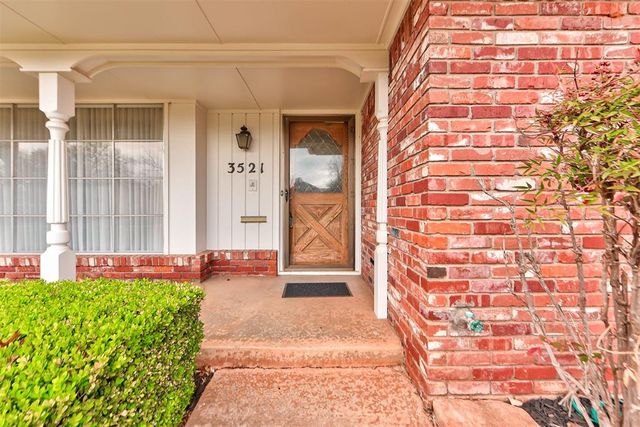 3521 Sunvalley Drive, Midwest City, OK 73110