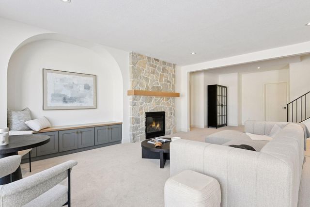 202 Sandy Shores Road, Waconia, MN 55387