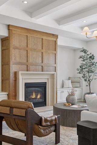 202 Sandy Shores Road, Waconia, MN 55387