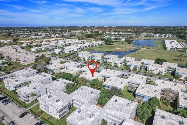 877 Flanders S, Delray Beach, FL 33484