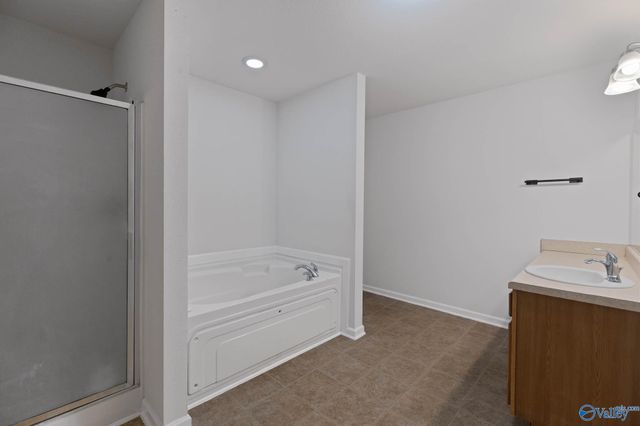 144 Whitestone Drive, Huntsville, AL 35810