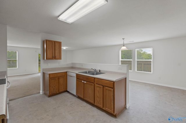 144 Whitestone Drive, Huntsville, AL 35810