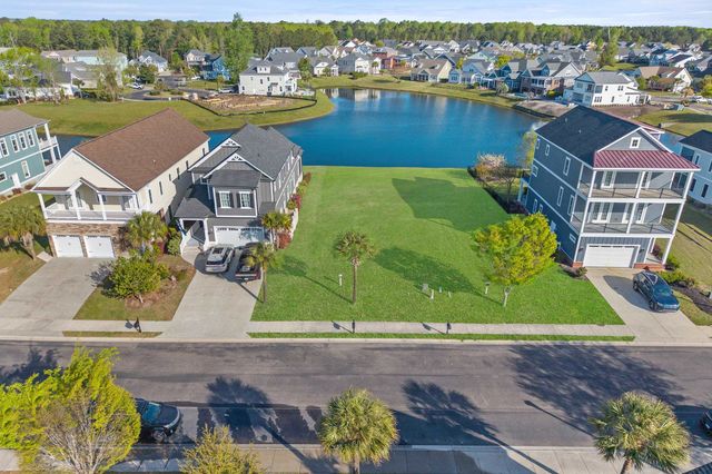 965 Crystal Water Way, Myrtle Beach, SC 29579