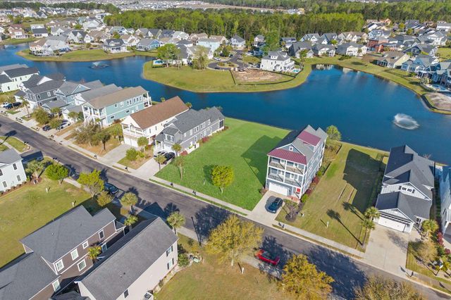 965 Crystal Water Way, Myrtle Beach, SC 29579