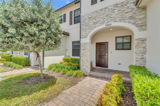 24641 SW 117th Path, Homestead, FL 33032