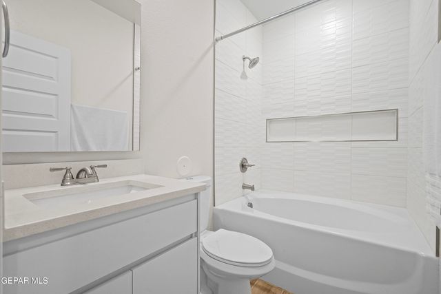 444 DESERTS Drive, Socorro, TX 79927