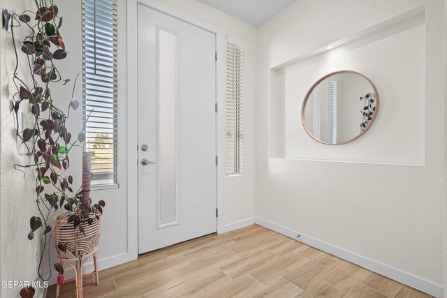 444 DESERTS Drive, Socorro, TX 79927