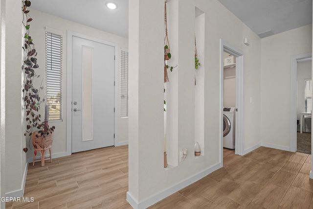 444 DESERTS Drive, Socorro, TX 79927