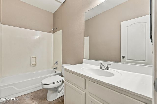 9434 W ROSS Avenue, Peoria, AZ 85382