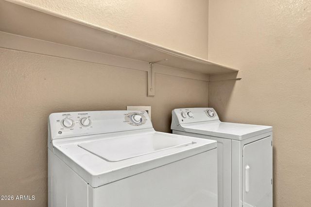 9434 W ROSS Avenue, Peoria, AZ 85382