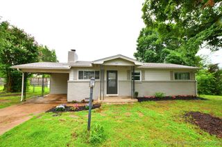1107 Hillcrest Avenue, Tahlequah, OK 74464