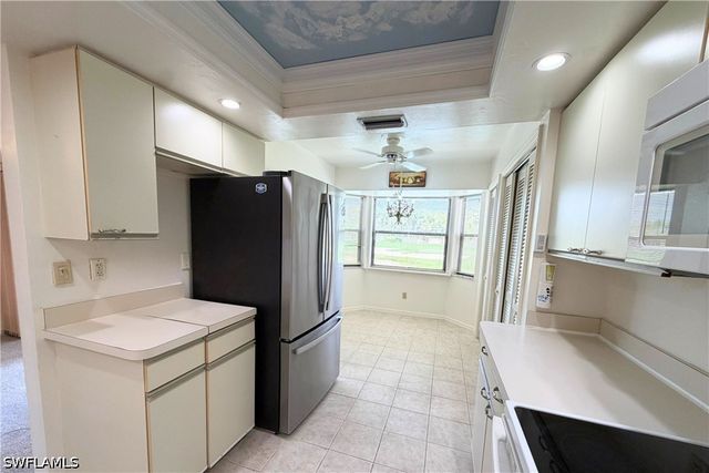 7360 Saint Ives WAY 2205, Naples, FL 34104