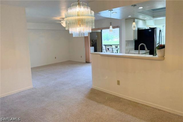 7360 Saint Ives WAY 2205, Naples, FL 34104