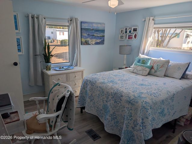 7528 Western Circle Drive, Brooksville, FL 34613