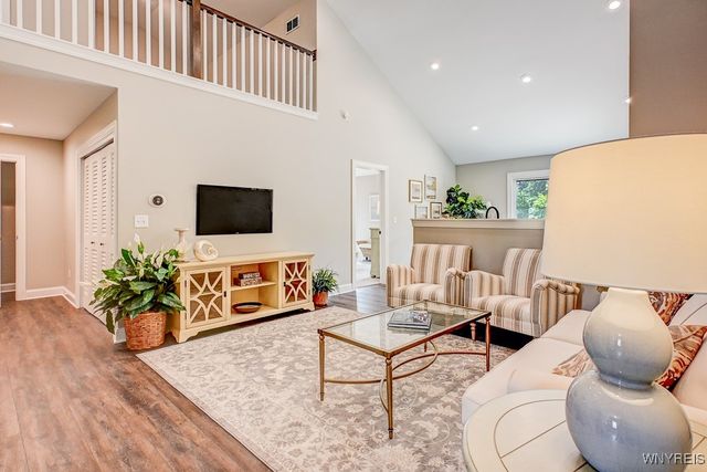 22 A Stonham Place 0301, Amherst, NY 14221