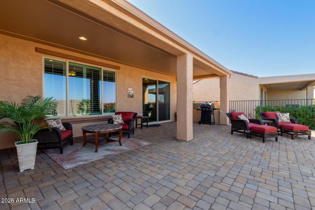 5866 W CACTUS WREN Way, Florence, AZ 85132 — photo 2