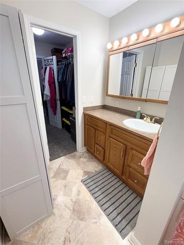 2230 N Center Road, Burton, MI 48509