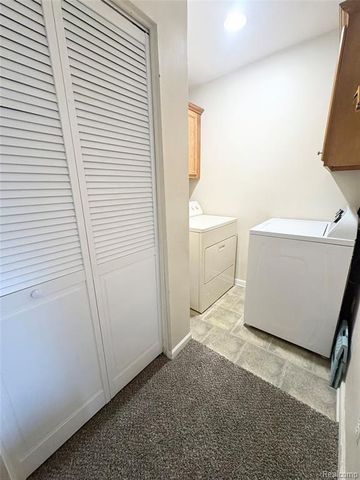 2230 N Center Road, Burton, MI 48509