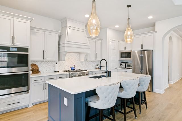 3709 Dame Cara Way, Lewisville, TX 75056
