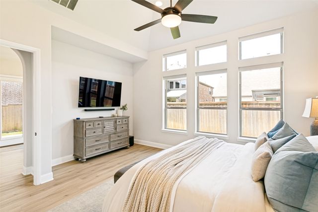 3709 Dame Cara Way, Lewisville, TX 75056