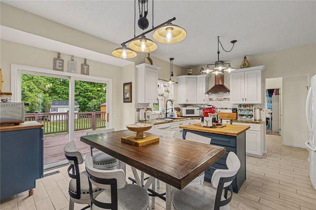 128 Jonquil Lane, Greece, NY 14612